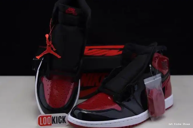 1st Kicks Shoes Jordan Patent Air OG High Bred 555088-063 1 0517